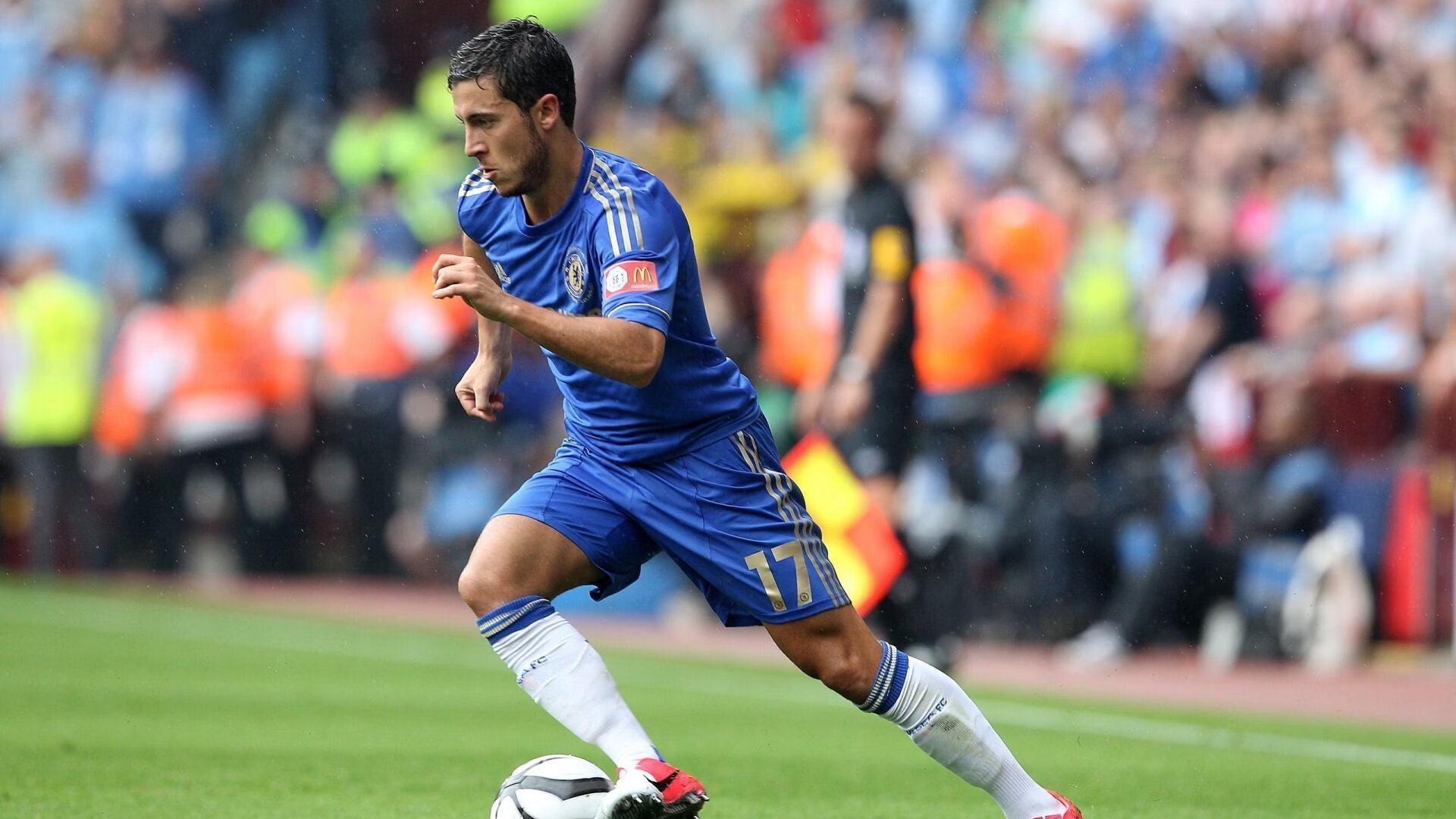 纳达尔回归赛场，关键助攻首场状态亮眼，巴黎圣日耳曼观众沸腾！